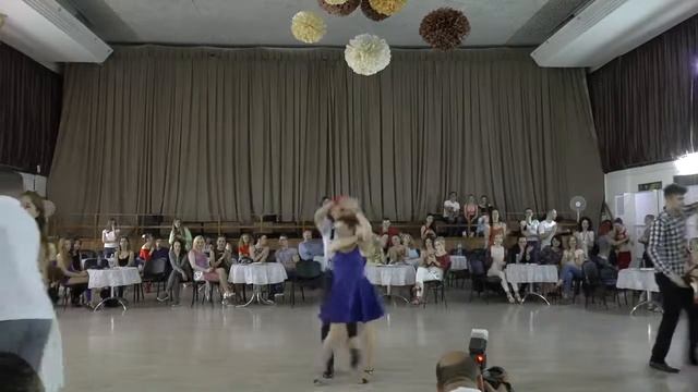 Copa de Oro 2018 - Parejas Salsa Cubana - principiantes (2 заход) - Ракурс 2 смотреть онлайн