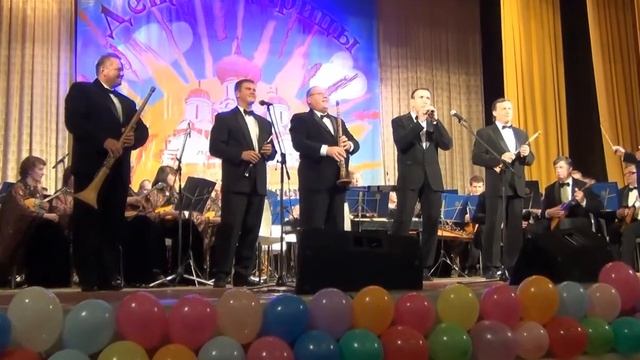 Старинные духовые инструменты звучали современно смотреть онлайн
