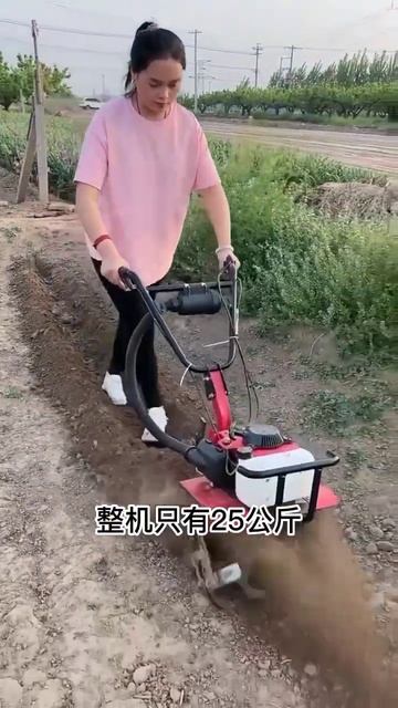 the elderly and women can operate it easily. Four-Stroke Eight Horsepower Micro-Till Expand смотреть онлайн