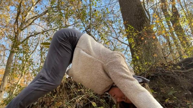 Outdoor BEGINNER Slow Flow Yoga 🌲❤️✨ смотреть онлайн