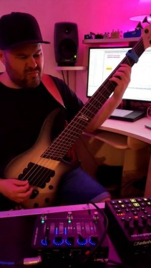 Darkglass Microtubes Infinity as ULTIMATE DUBSTEP MACHINE using MIDI CC messages #dingwall #shorts
