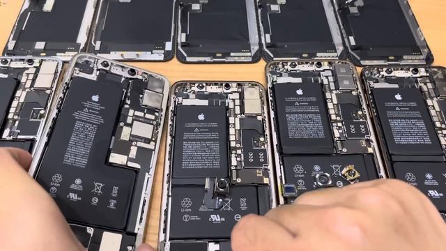 Chi tiết về 1 chiếc iPhone rửa cam. Nó giống như một chiếc main zin và 1 chiếc main sửa thôi. смотреть онлайн