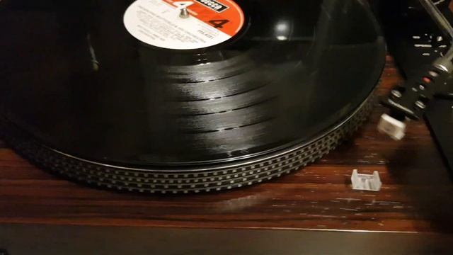 Pioneer PL-1100 смотреть онлайн