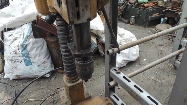 Знахідки з металолому,знайшов сверлильний станок смотреть онлайн
