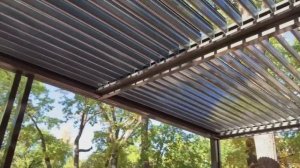 Как устроена современная солнцезащита для веранды дома? Биоклиматические системы DECOLUX