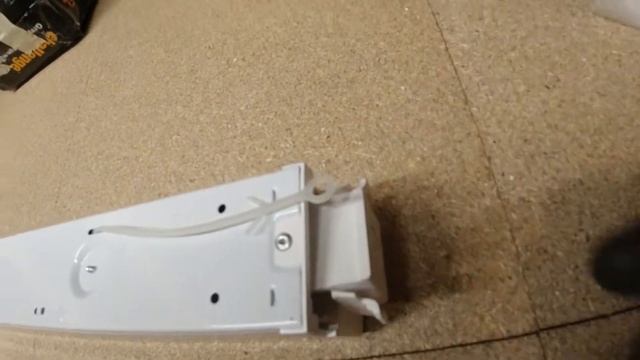 Screwfix Lap Oxbo batten light Install in Loft [Re-edited] #Screwfix #LapOxbo смотреть онлайн