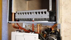 Иранский газовый котел WertRus ECO 24FF / Грамотный Сантехник