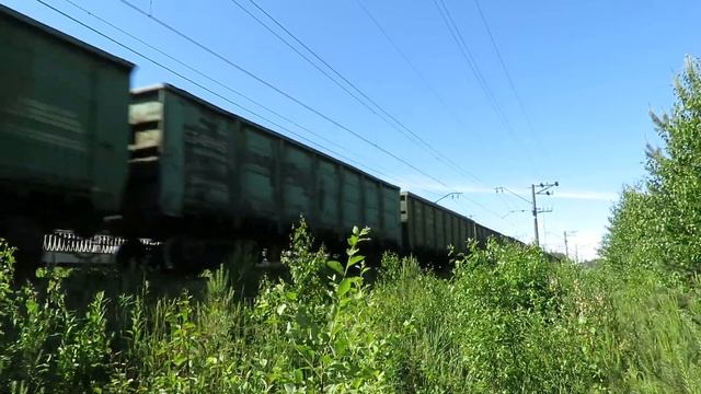 ВЛ10у-1008 с грузовым поездом проследует о.п. Лемболово (перегон Васкелово-Орехово) Ок ж.д. смотреть онлайн
