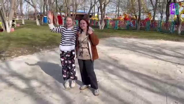 Новые детские площадки начали устанавливать в Керчи смотреть онлайн