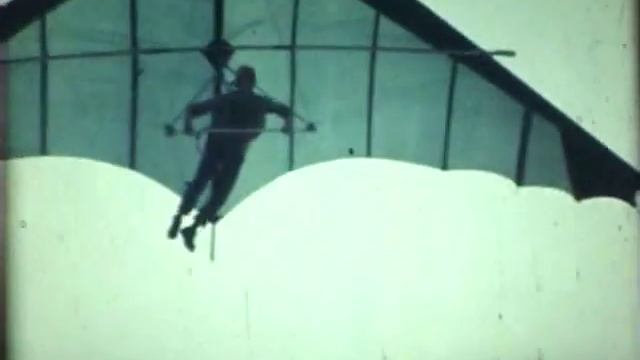 Дельтапланеризм2.avi смотреть онлайн