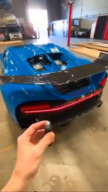 Bugatti chiron car status #shorts #youtubeshorts #ytshorts #car #cars #carlover #sportcar #bugatti смотреть онлайн
