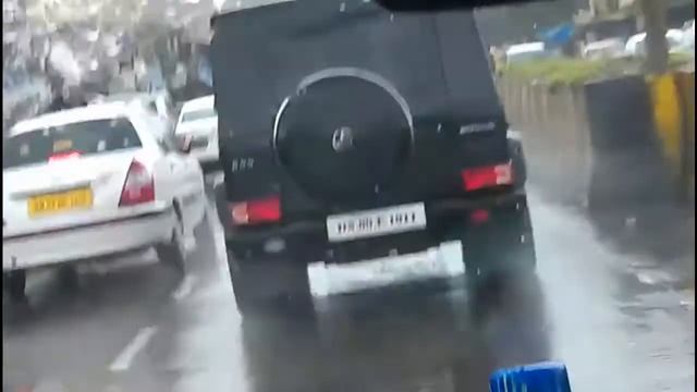 Following the monstrous G55 ////AMG in Mumbai!! смотреть онлайн