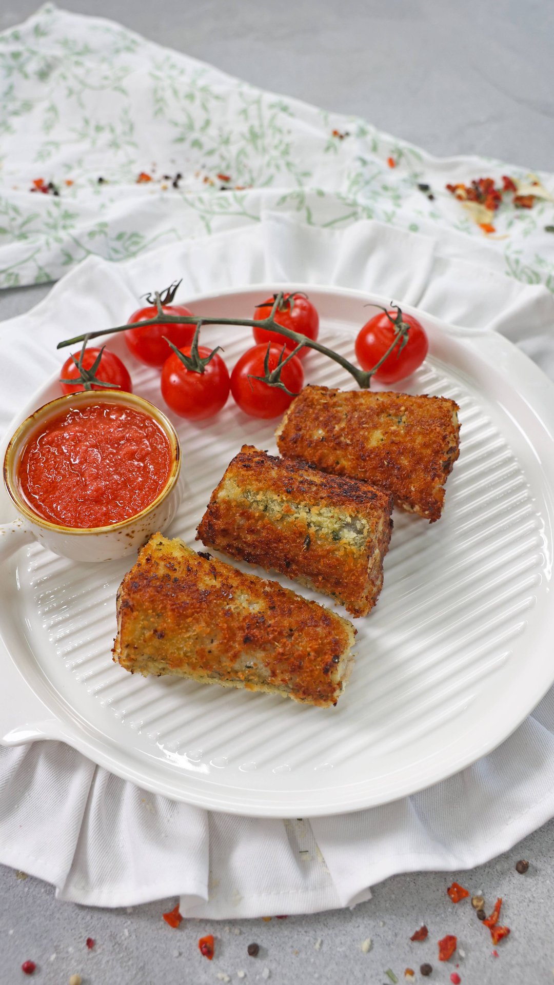 thumb-Минтай дальневосточный тушка без головы ~1кг-3}