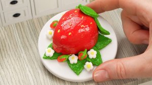 Миниатюрный 3D Торт "Клубника" 🍓 Приготовление Самого Маленького 3D Торта в Мире 🤩 Мини  Кухня