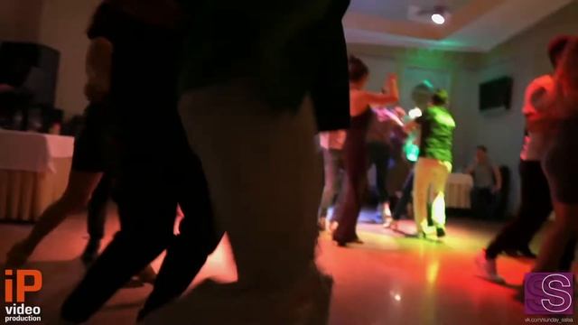 Sunday Salsa party смотреть онлайн