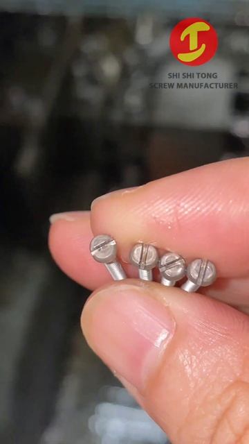 Screw Factory Carbon Steel Slotted Pan Head Machine Screw смотреть онлайн