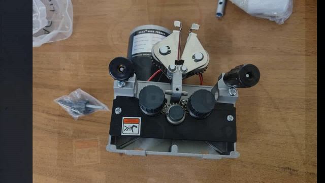 SSJ-26R Механизм протяжки сварочной проволоки