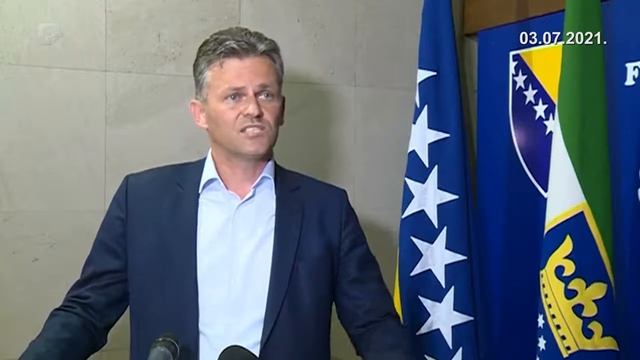 Crveni karton vlastima ZDK-a zbog Zakona o MUP-u смотреть онлайн