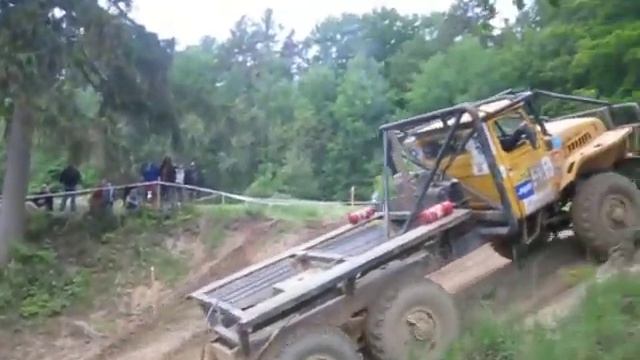 Truck Trial MOHELNICE 2013 - Ural смотреть онлайн