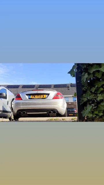 SLK 55 AMG R171 X-pipe coldstart смотреть онлайн