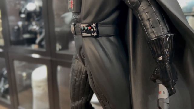 $2500 Limited Edition Darth Vader Porcelain Sculpture From Lladro’s Star Wars Celebration Booth! смотреть онлайн
