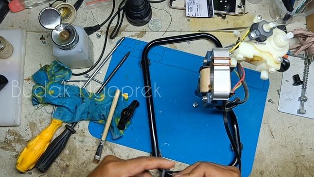 Memperbaiki kipas angin GMC berdengung dan tidak mau berputar смотреть онлайн