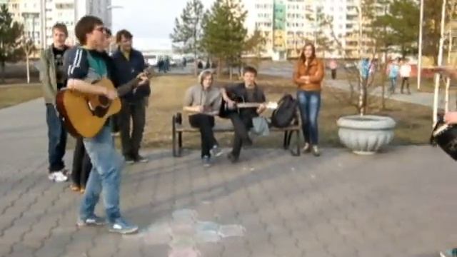 Акция "Протяни руку помощи" стрит_автор: Липко Анна смотреть онлайн