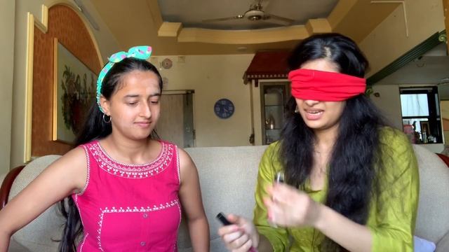 Blindfold Makeup Challenge ft. Astro| Our first ever Youtube video!2020 version| (Marathi & English смотреть онлайн