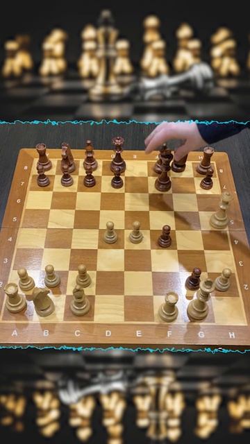 КОРОЛЕВСКОЕ ТОРНАДО В ШАХМАТАХ #shrots #chess #шахматы смотреть онлайн