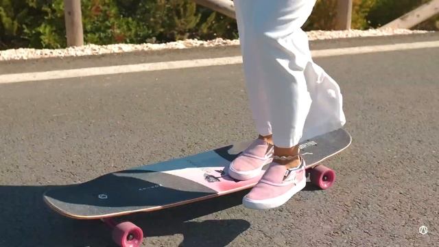 Nuovo Surfskate Aztron WILD ROSE 45'5
