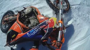 Зимний мотокросс. Мотоцикл эндуро Avantis 450 на шипованной резине для мотогонок по льду 2024г