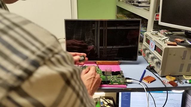 Матплата Asus X750LN заказ 18955- контрольный запуск. смотреть онлайн