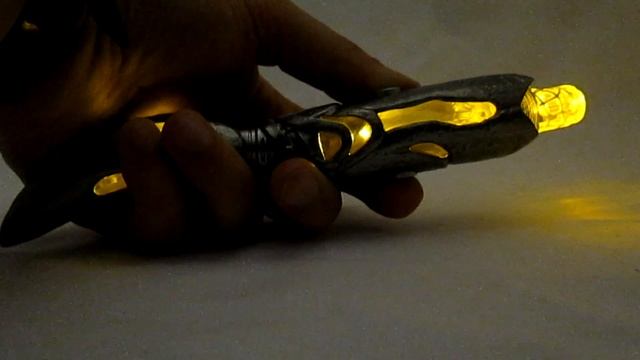 Doctor Who Review: Thirteenth Doctor's Sonic Screwdriver - Character Options смотреть онлайн