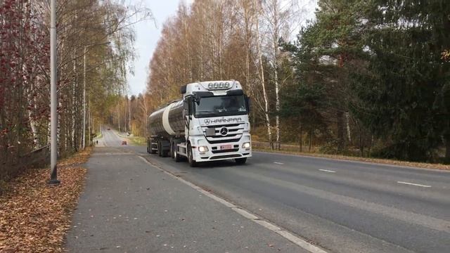 Mercedes Benz Actros 2555 V8 смотреть онлайн