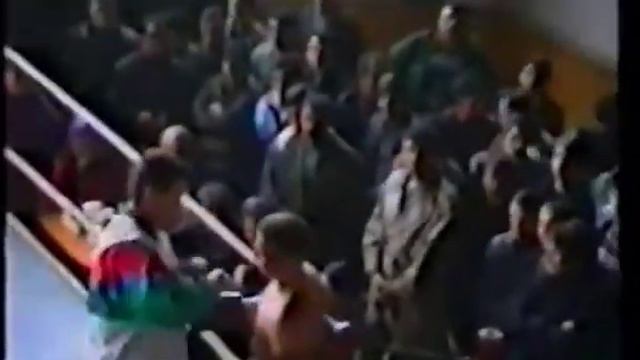 Спарринги бокс, кикбоксинг. Спорткомплекс 