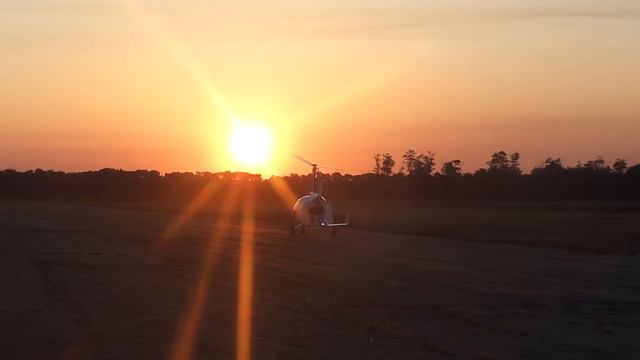 Magni Gyro М-24 Orion in Russia. Посадка вечером .MP4 смотреть онлайн
