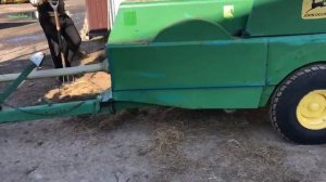 Тюковый пресс-подборщик для сенозаготовки John Deere 336 из Европы с доставкой.