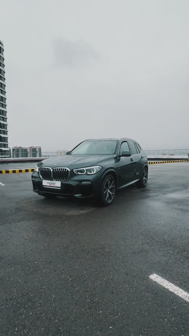 Кто главный? С BMW X5 таких вопросов не возникает.