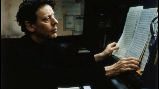 Philip Glass: Symphony No. 4 