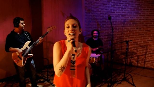 Pra Onde Vão As Flores - Georgeana Bonow (Gravado ao vivo no estúdio Barquinho) смотреть онлайн