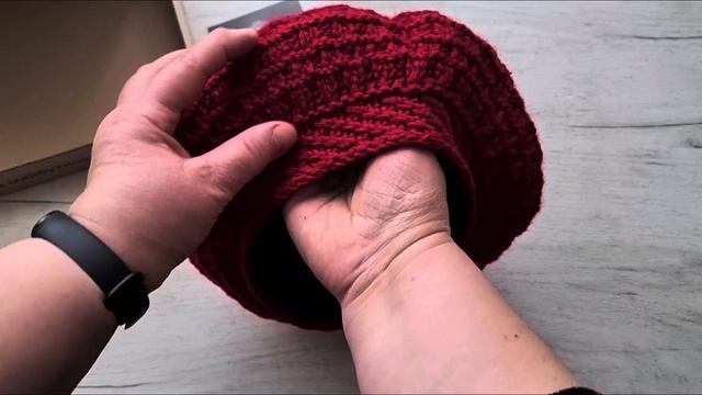 Який берет можно звязати спицями Форма класика Візерунок легкий смотреть онлайн