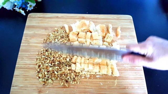 Crispy Mouth-Meltnig Puff Pastry Dessert For Tea In 5 Minuten With Walnoten