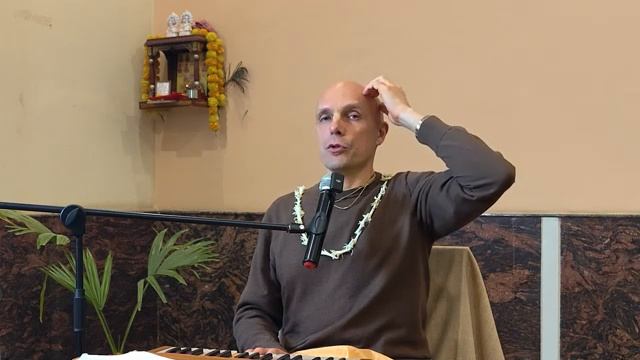 Когда счастье человека связывается с Кришной? Два условия