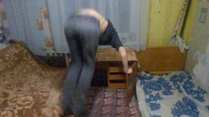 Прыжки на батуте без штанов! Прикол