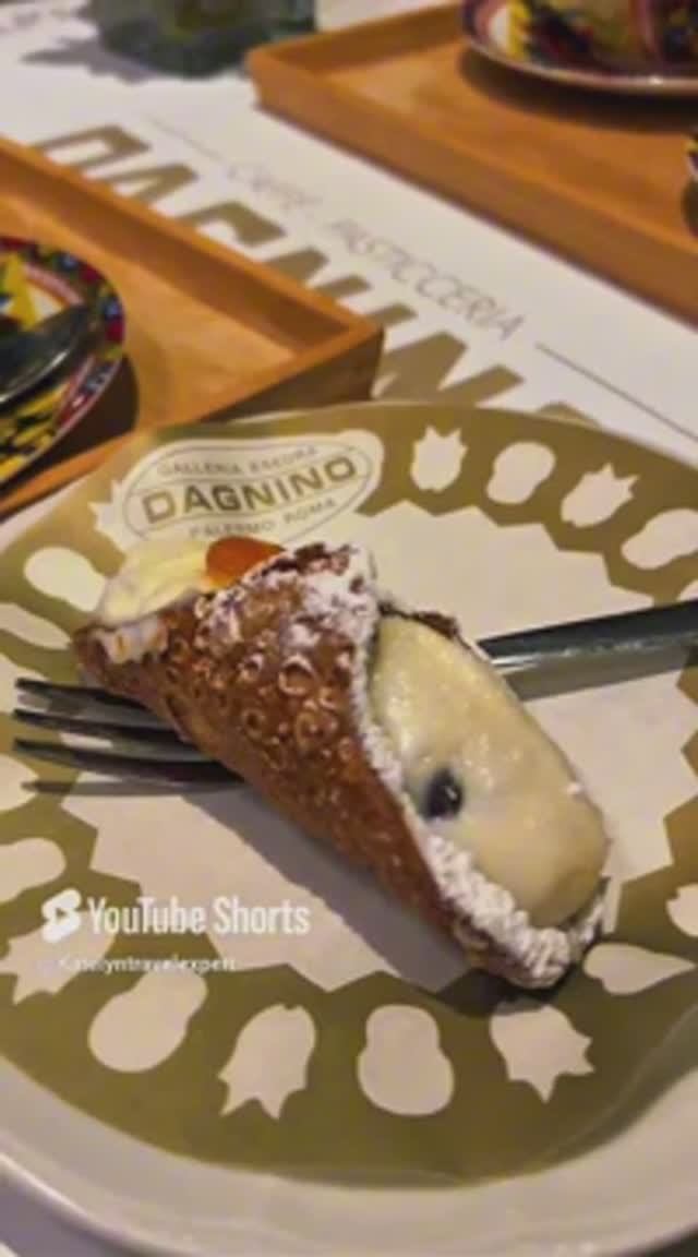 Сицилийские сладости #сицилия#сицилийскаяеда#еда#сладости#вкусно#выпечка#пирожное#кондитерка#пирог смотреть онлайн