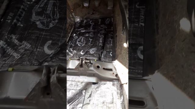 Вскрытие пола автомобиля ауди 100 с3 смотреть онлайн