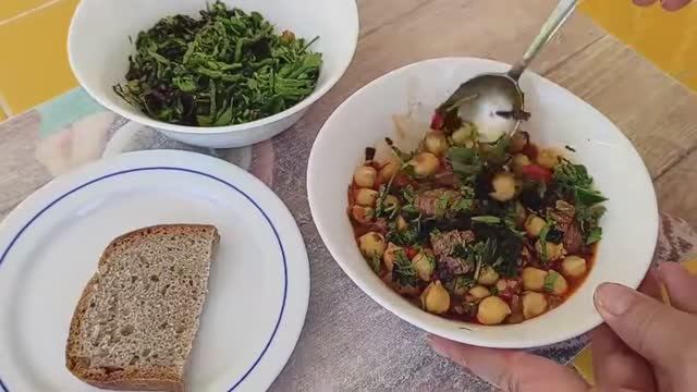 Говядина с нутом — сытно, вкусно, просто! 🥩🍛 смотреть онлайн