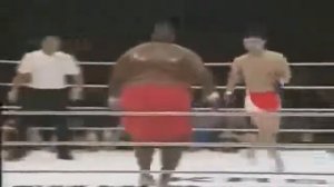 MMA MANIA ПЕРВЫЕ ФРИК БОИ Самый смешной бой в истории MMA