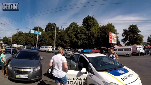 ХАМОВИТЫЙ ПОЛИЦЕЙСКИЙ НА КОРМУШКЕ. ДЕНДРОПАРК НАГЛЕЕТ смотреть онлайн