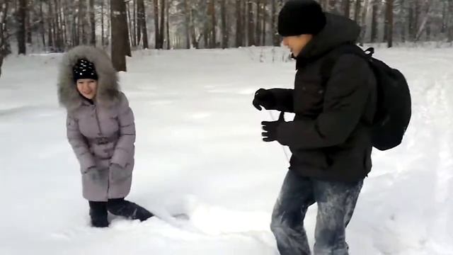 В зимнем лесу(часть 2 - Тонем в снегу) смотреть онлайн